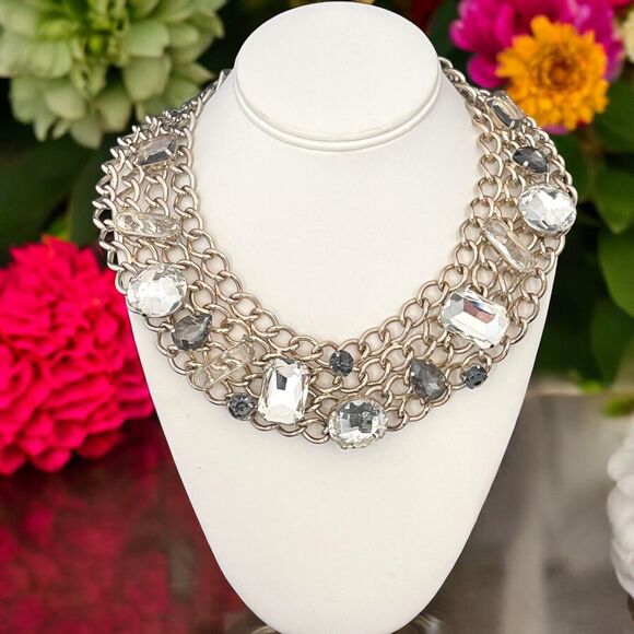 Chico's Necklace Statement Chainmail Crystals Gold Tone Chunky Fashion 11Z - Picture 1 of 8